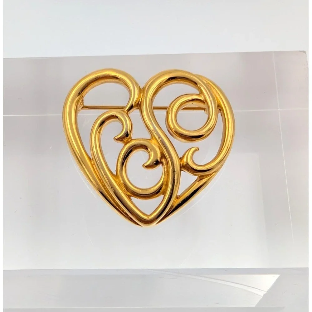 Monet Vintage Brooch Gold Tone Lot of 4 Holiday Christmas‎ Enamel Signed